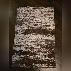 Elegant Brown and Cream Bath Mat